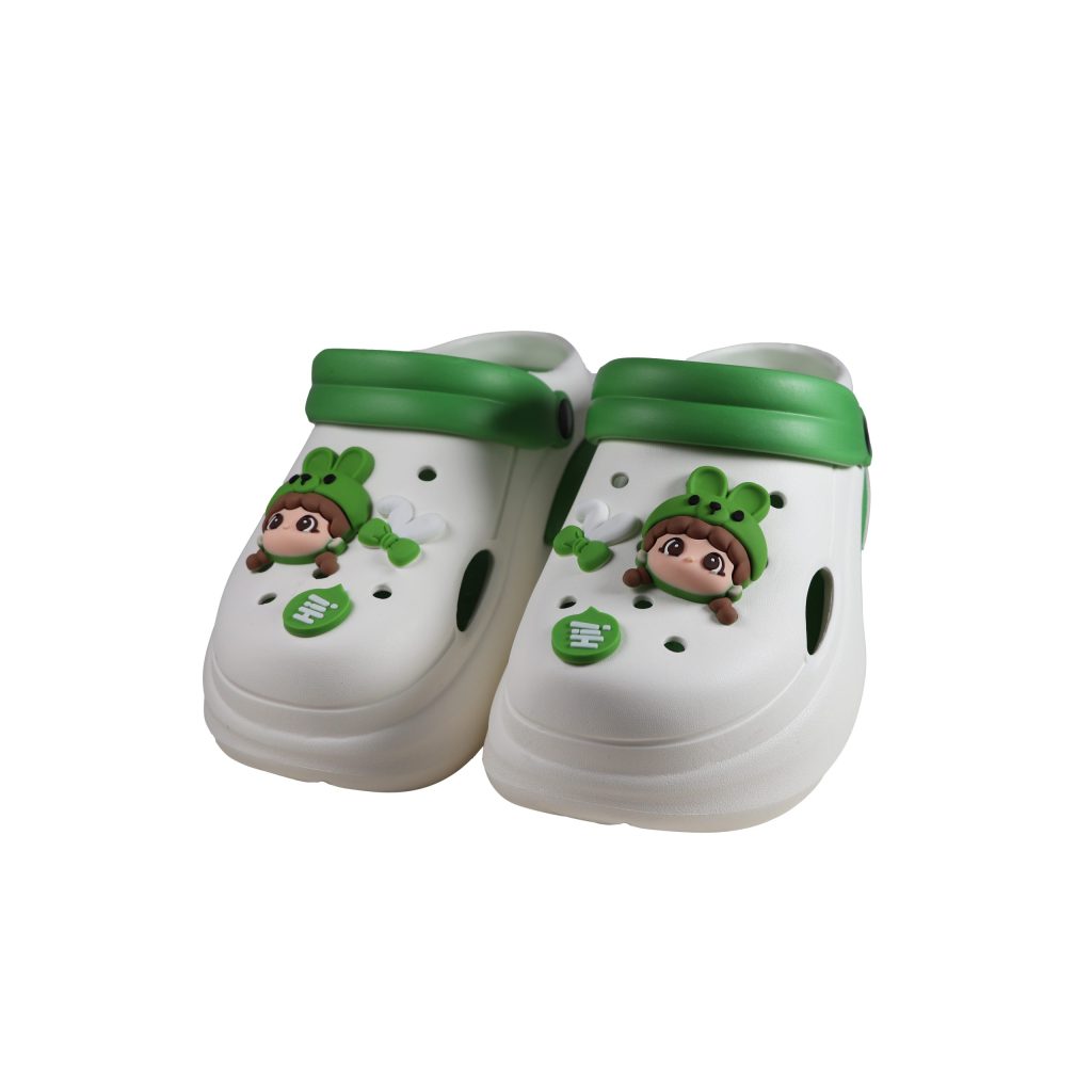 کراکس زنانه مدل شنل سبز